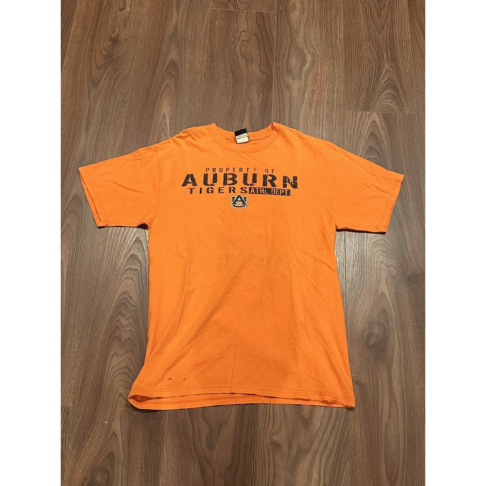 Old Varsity brand Auburn Tigers short‎ sleeved t-shirt size tag Large